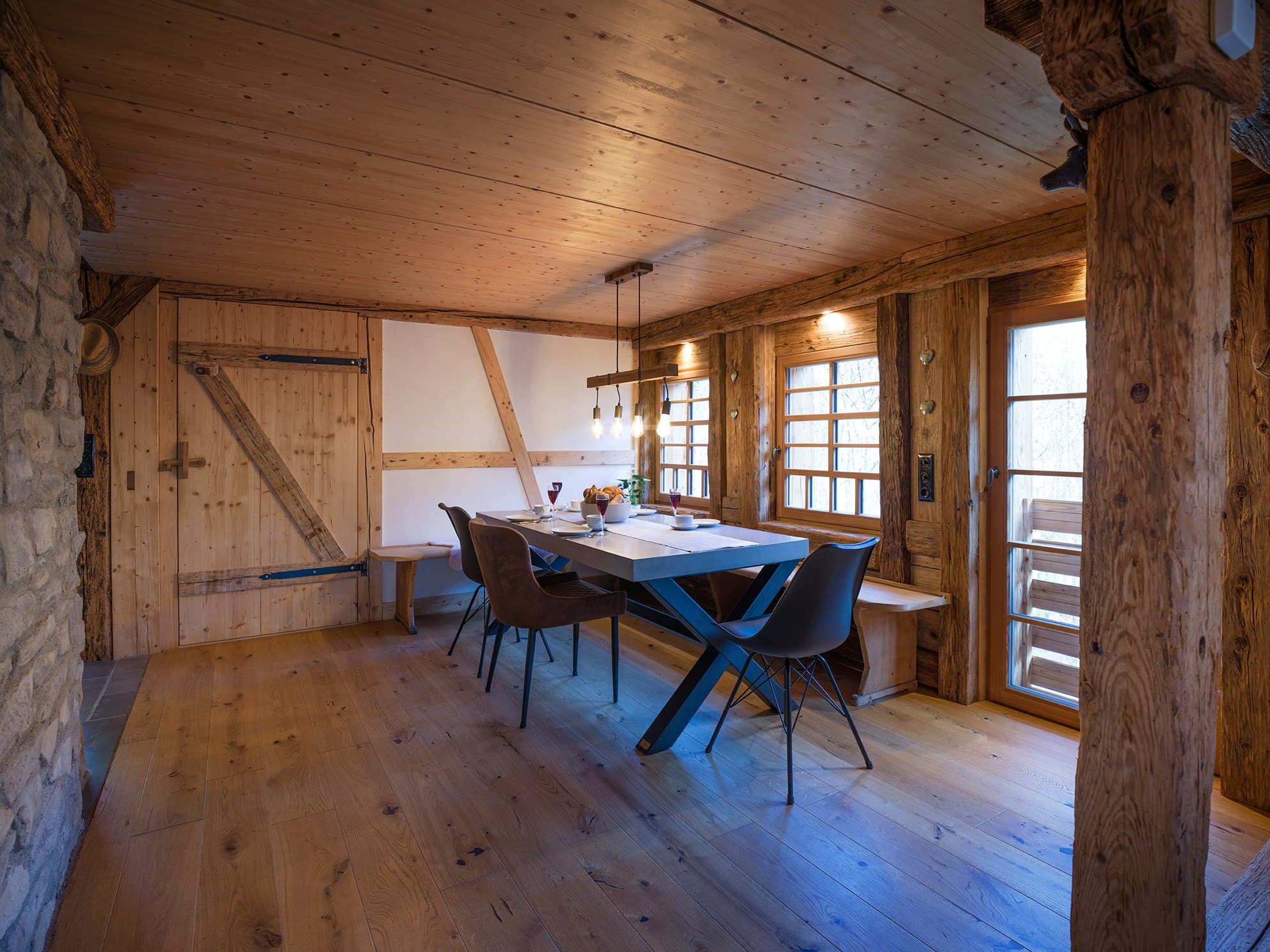 Essbereich der Haldenhof Residence von living TIMELESS