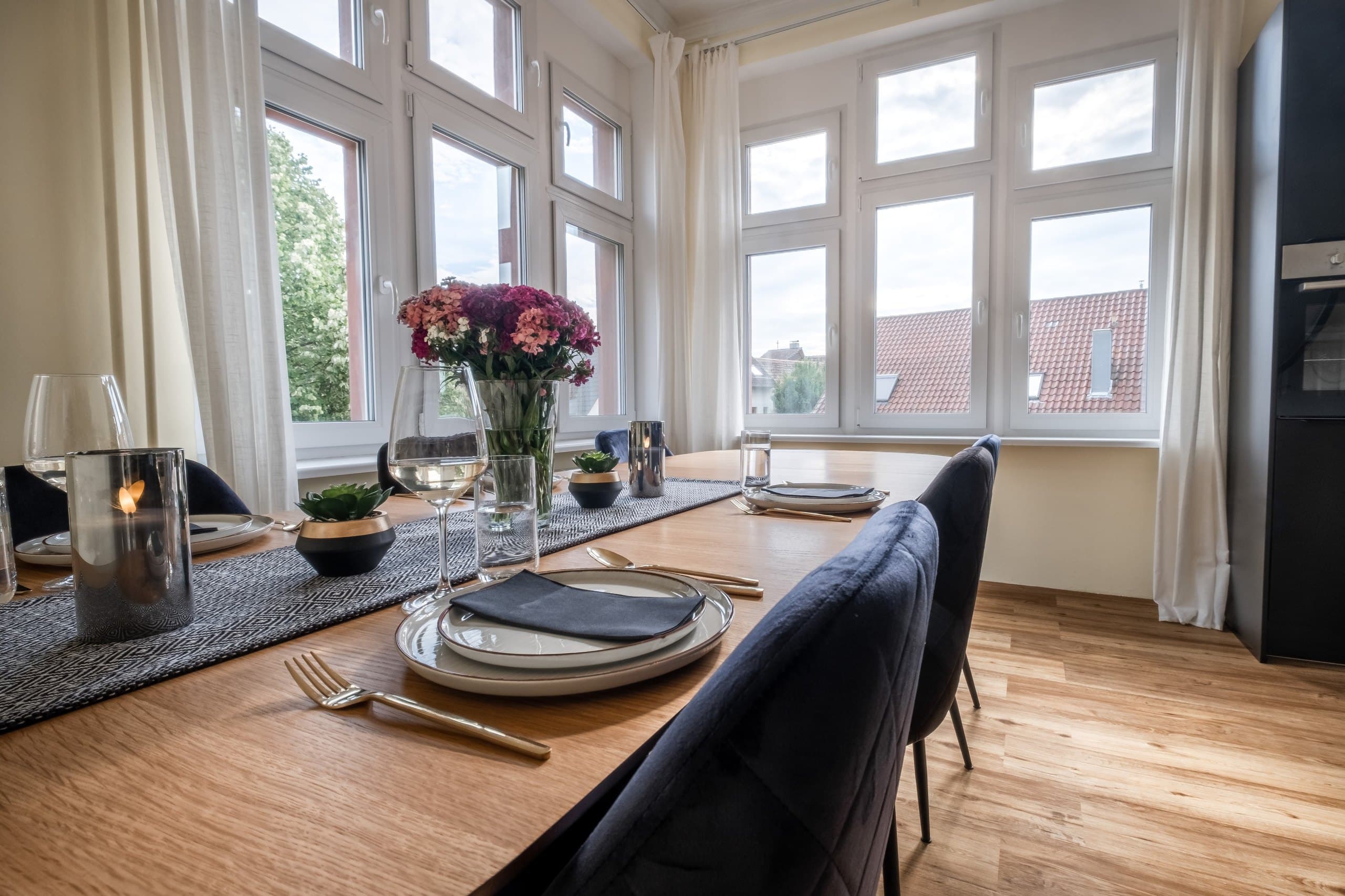 Essbereich einer Wohnung am Europa-Park in Kippenheim von living TIMELESS